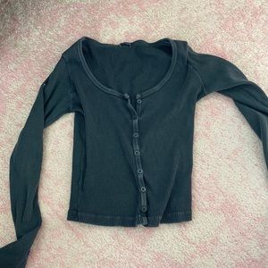 brandy melville button down long sleeve